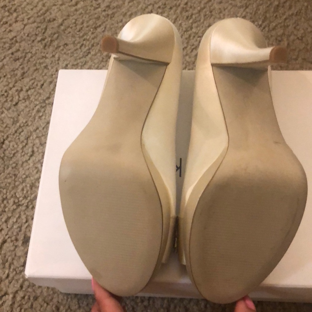 Calvin Klein bridal shoes - Picture 5 of 8